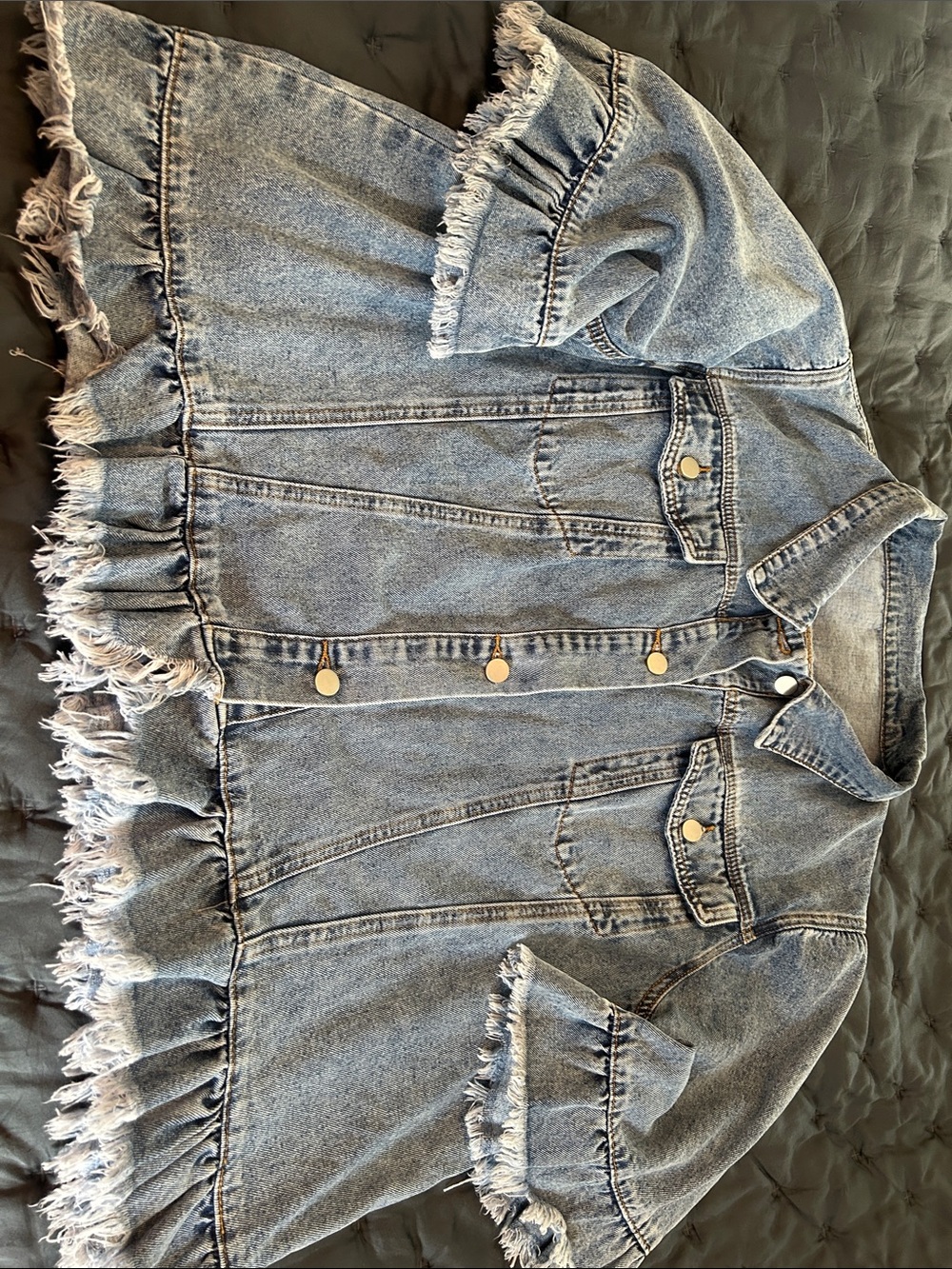 Frayed Hem Light Wash Denim Jacket - Picture 2 of 3